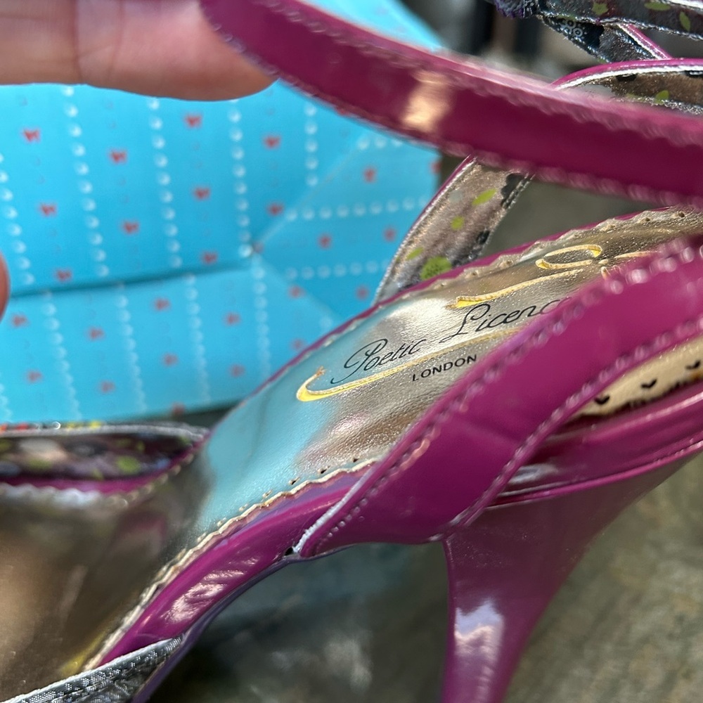 Poetic License Multicolor Wedges sz 7 - Picture 4 of 7
